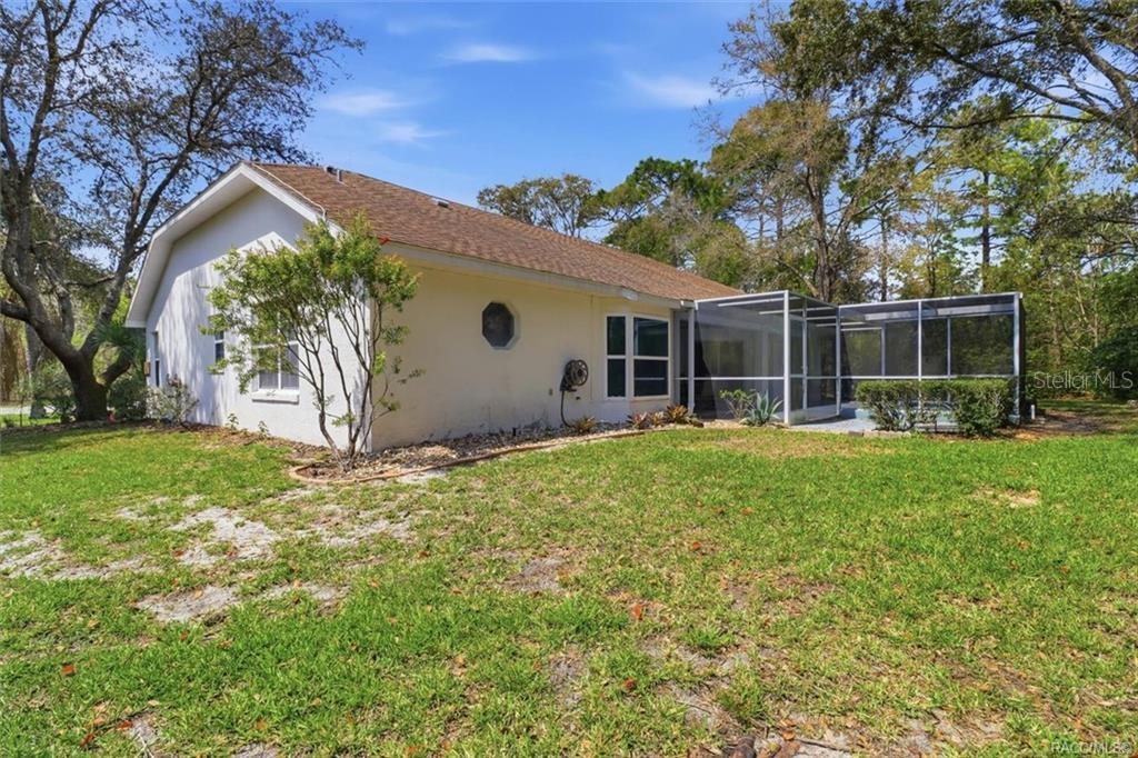 Image 35 of 46 For 13 Bonnie Court N