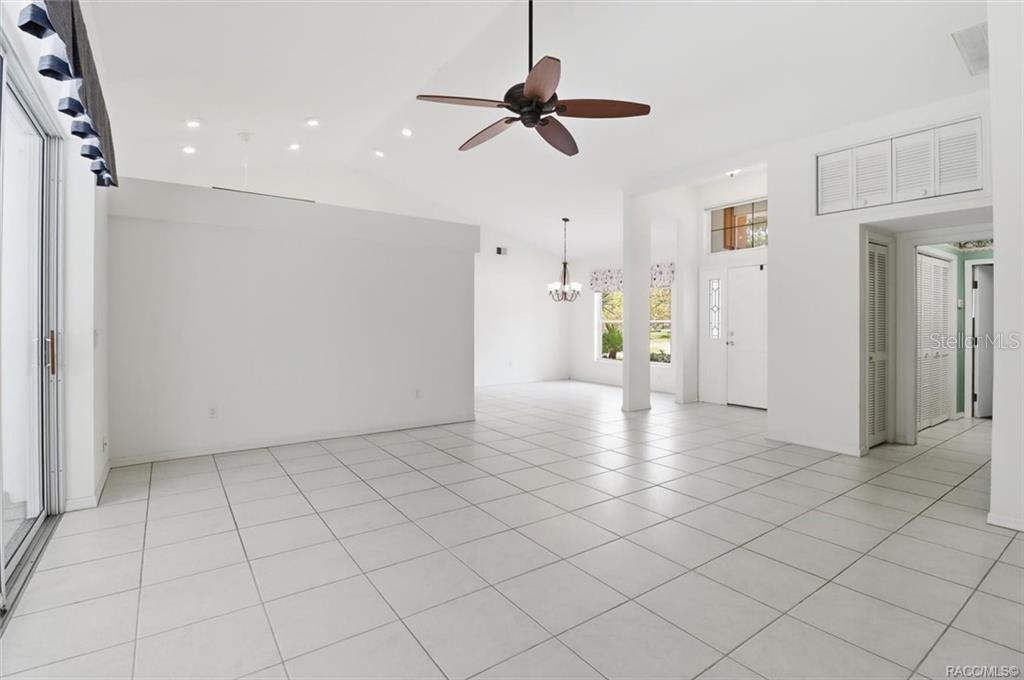 Image 7 of 46 For 13 Bonnie Court N