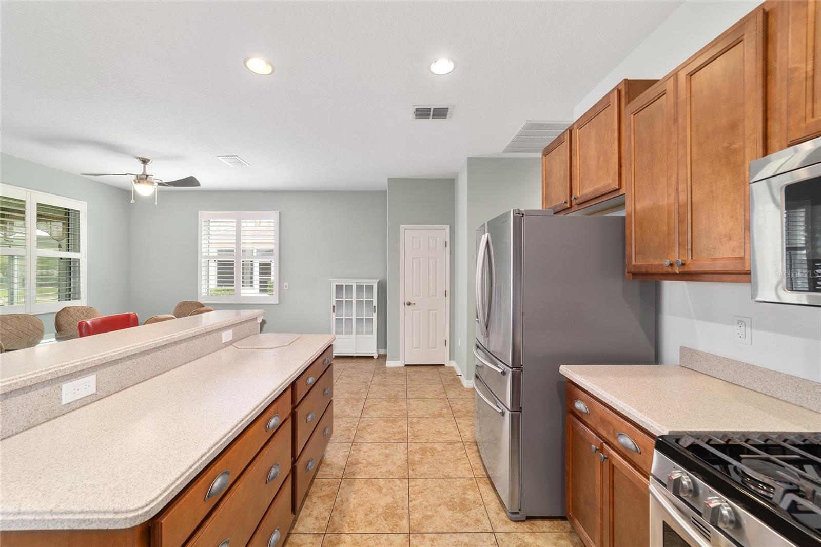 Image 44 of 64 For 9299 94th Loop