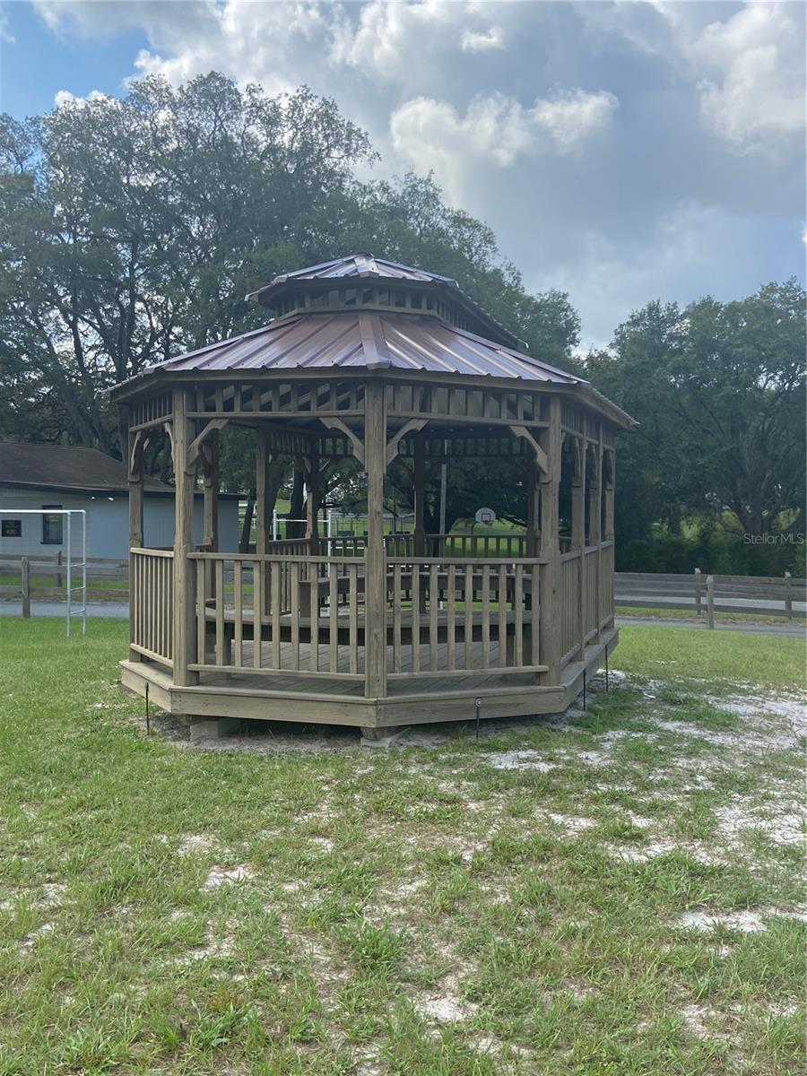 Image 9 of 11 For 0000 Hillcrest Avenue