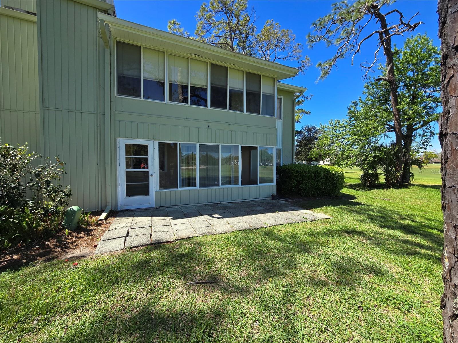 Image 13 of 19 For 582 Fairways Circle A