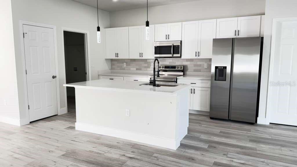 Image 14 of 49 For 4513 170th Street Road