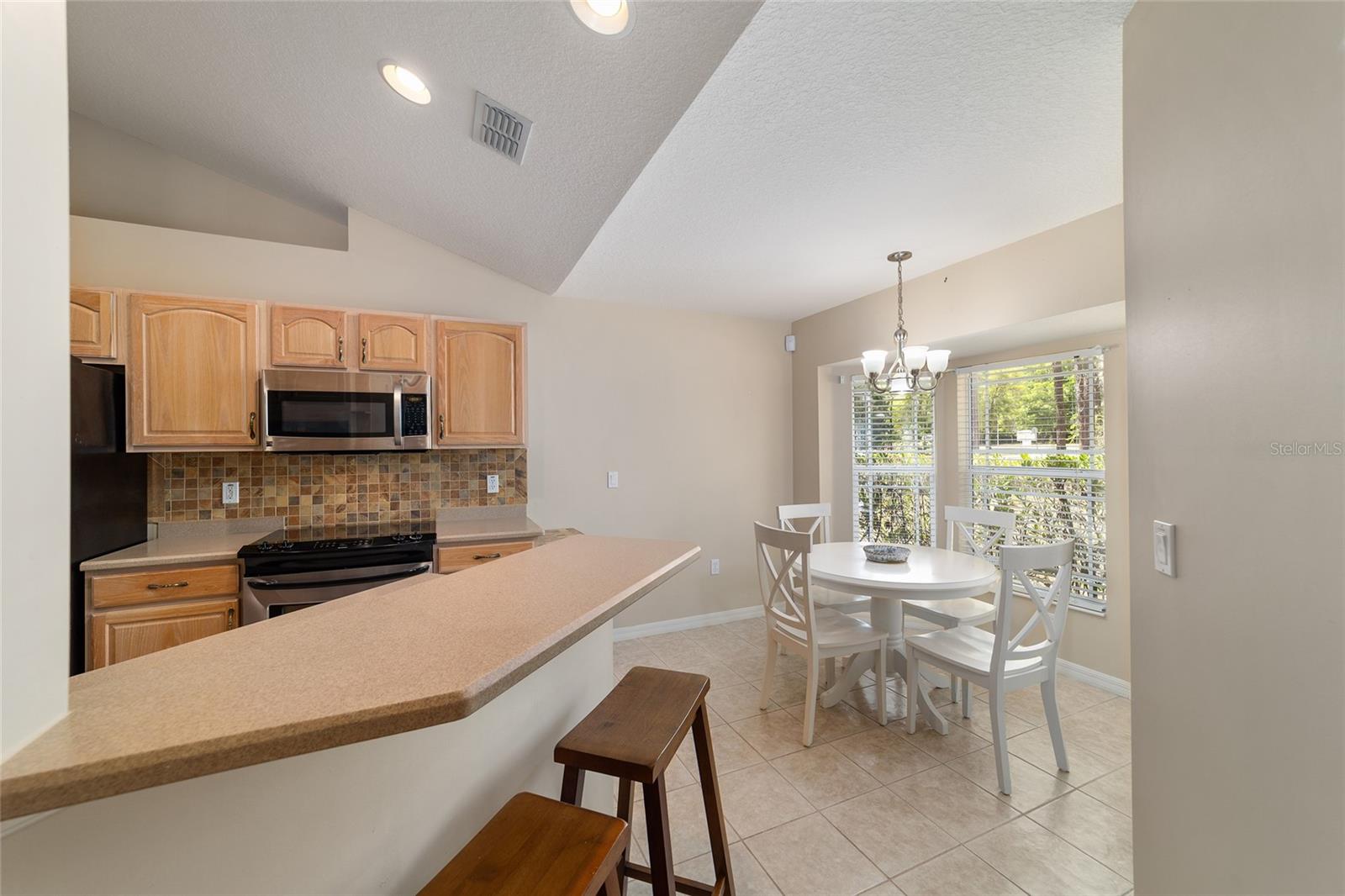 Image 22 of 79 For 2802 25th Avenue