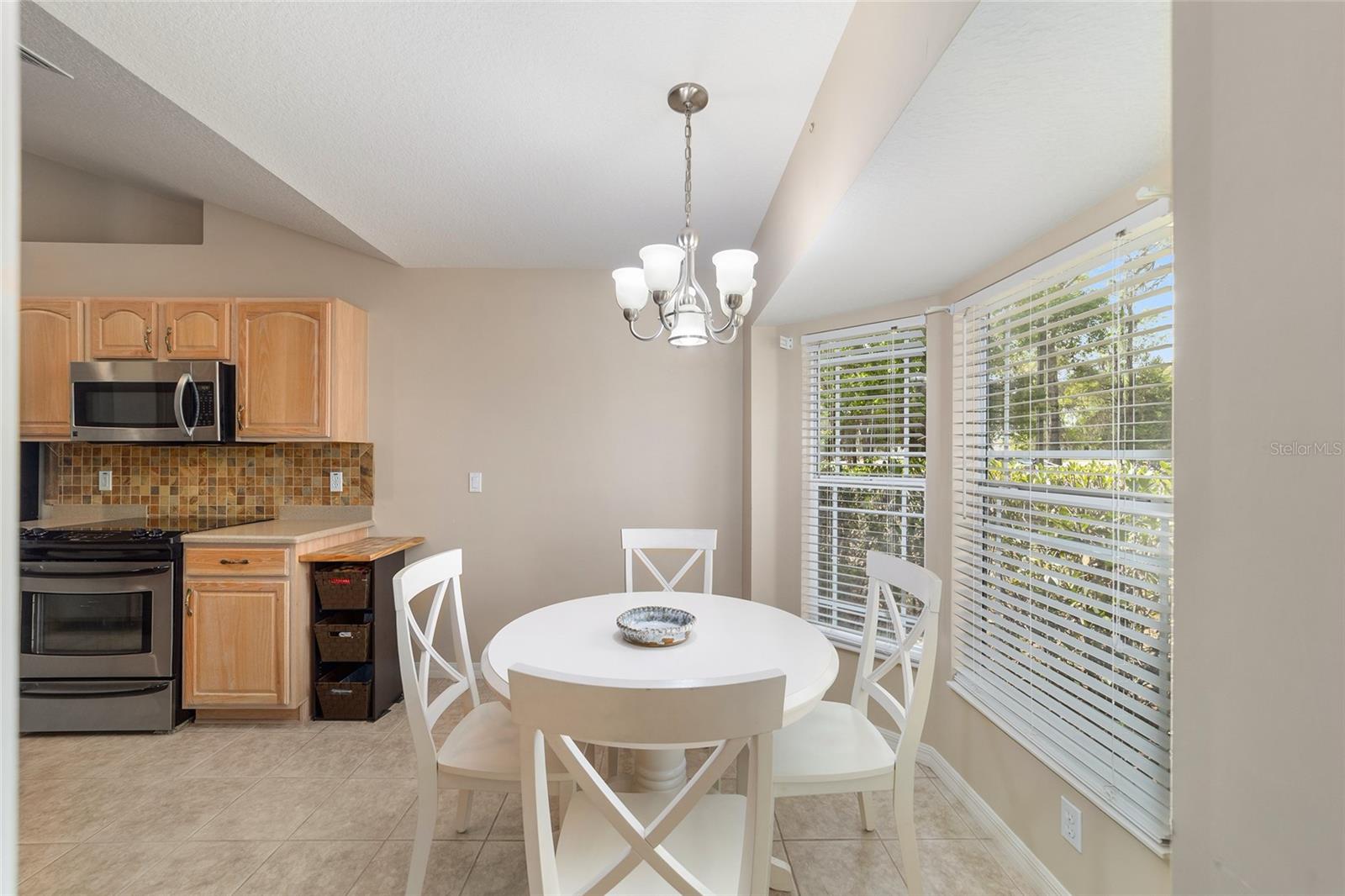 Image 23 of 79 For 2802 25th Avenue