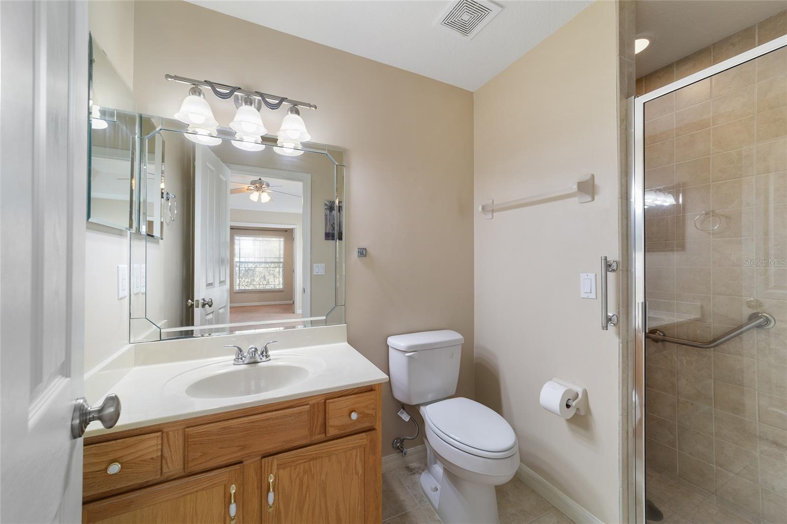 Image 38 of 79 For 2802 25th Avenue