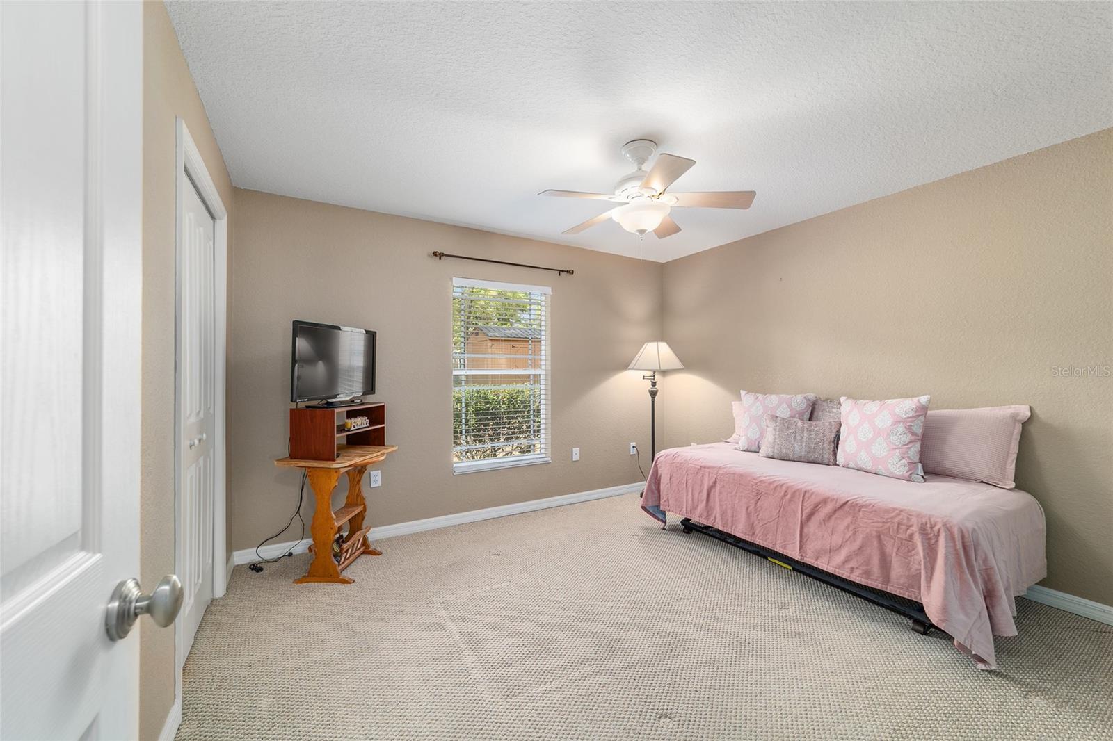 Image 40 of 79 For 2802 25th Avenue