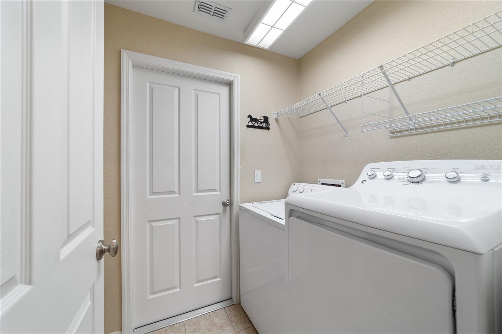 Image 46 of 79 For 2802 25th Avenue