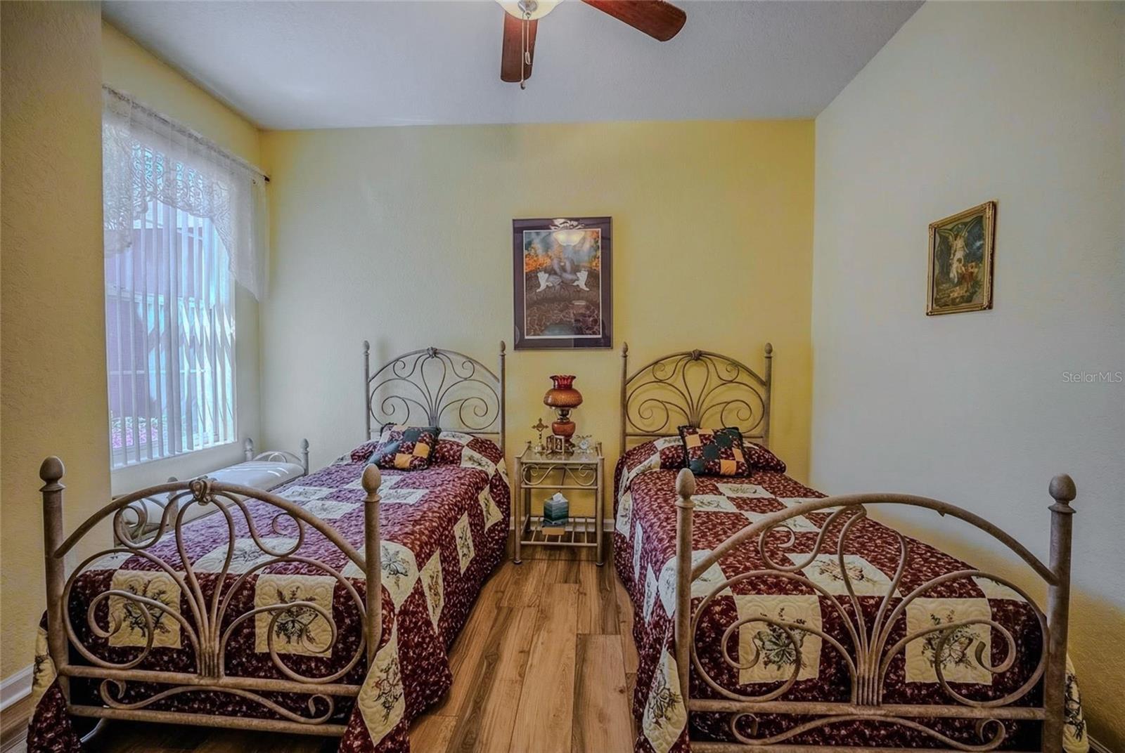 Image 18 of 52 For 9077 70th Loop