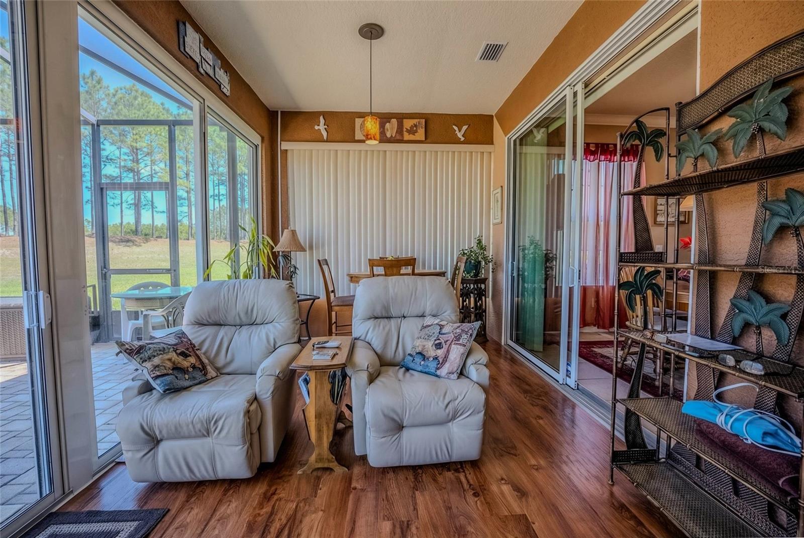 Image 31 of 52 For 9077 70th Loop