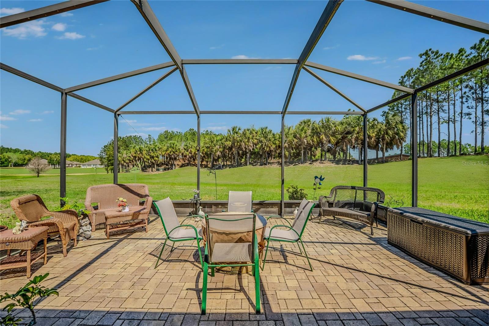 Image 37 of 52 For 9077 70th Loop