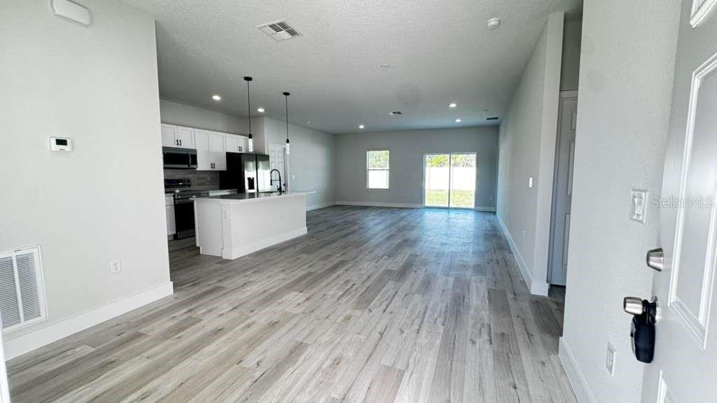 Image 11 of 48 For 17046 Sw 44th Cir