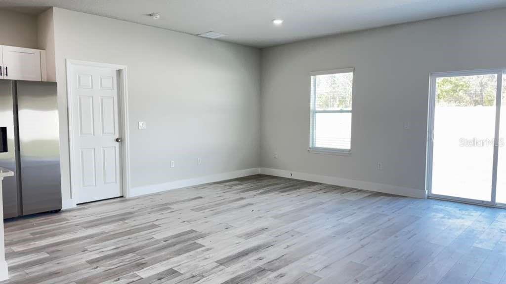 Image 13 of 48 For 17046 Sw 44th Cir