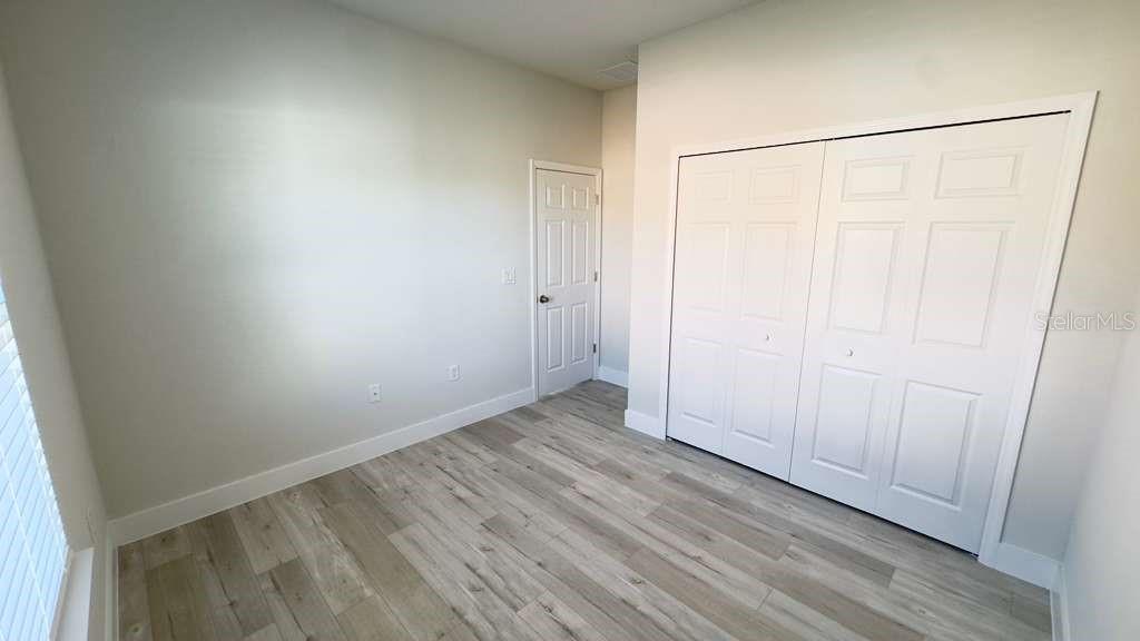 Image 39 of 48 For 17046 Sw 44th Cir