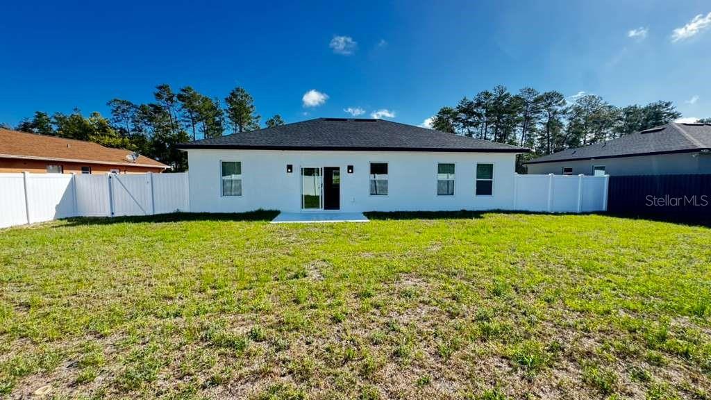 Image 45 of 48 For 17046 Sw 44th Cir