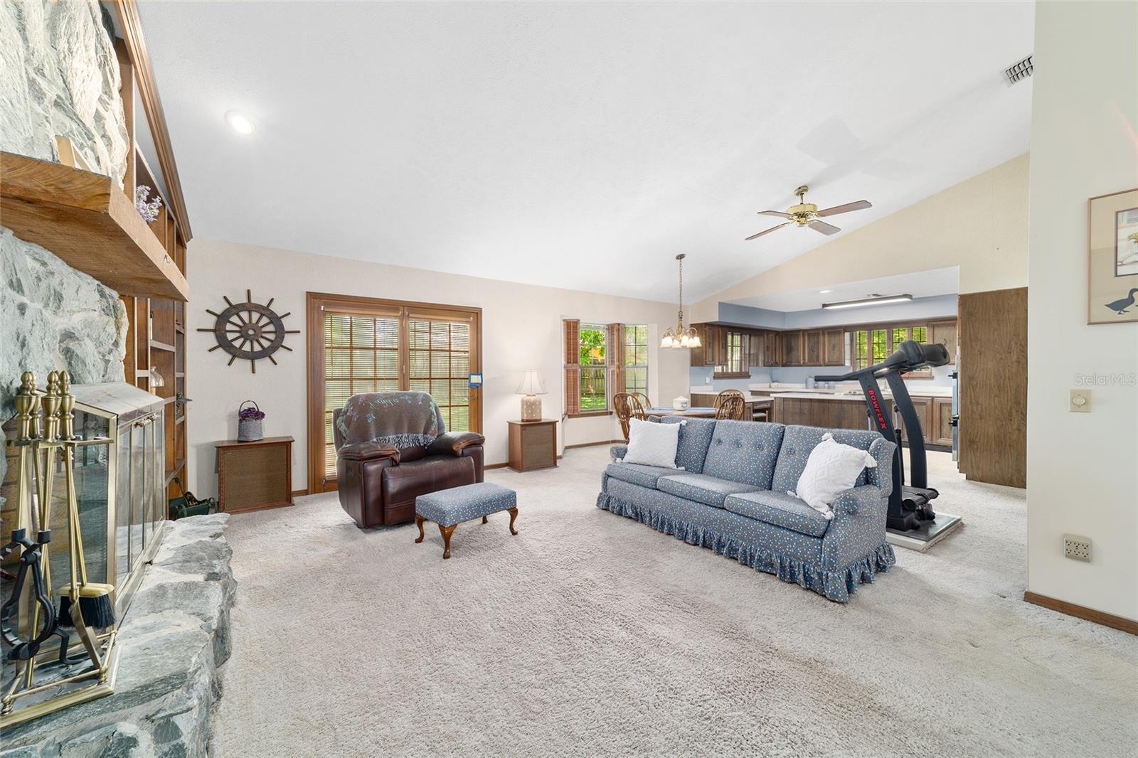 Image 13 of 39 For 3440 28th Court