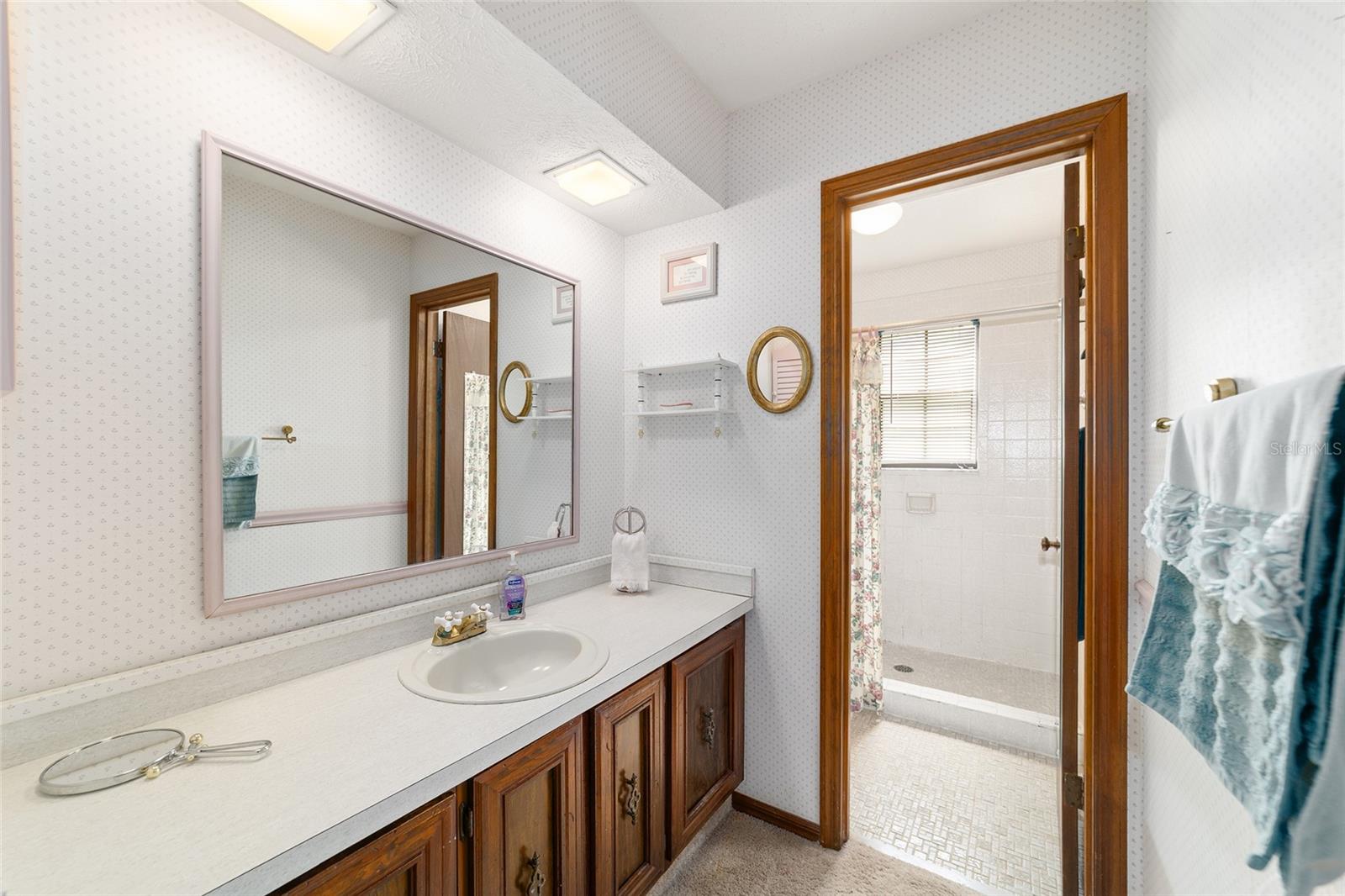 Image 26 of 39 For 3440 28th Court