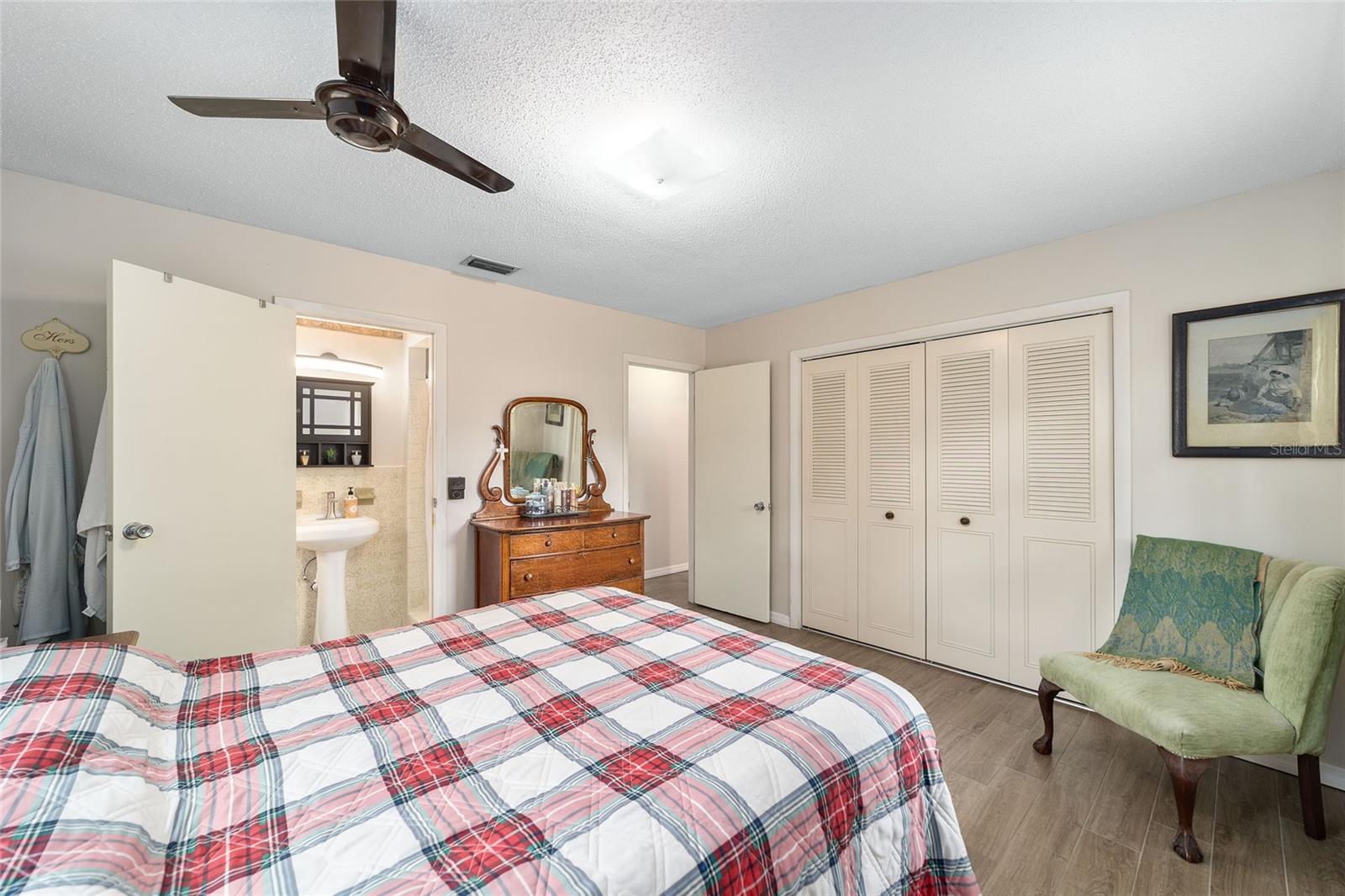 Image 19 of 39 For 2009 51st Place