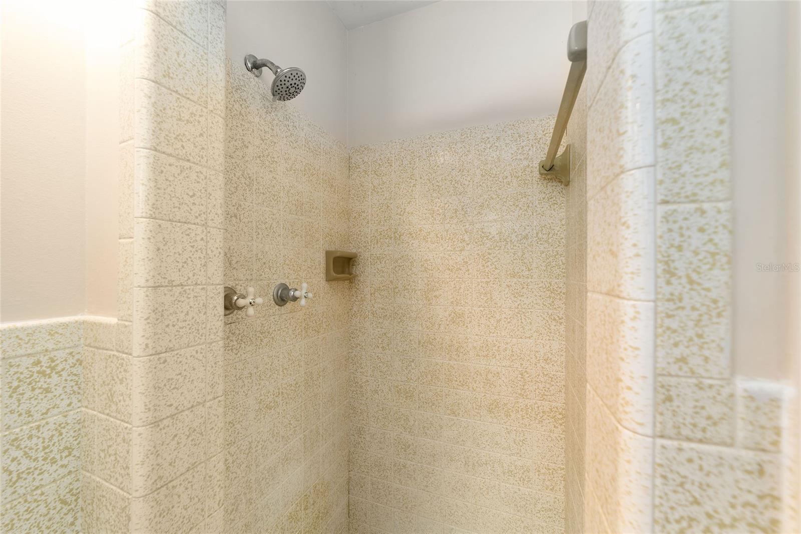 Image 21 of 39 For 2009 51st Place