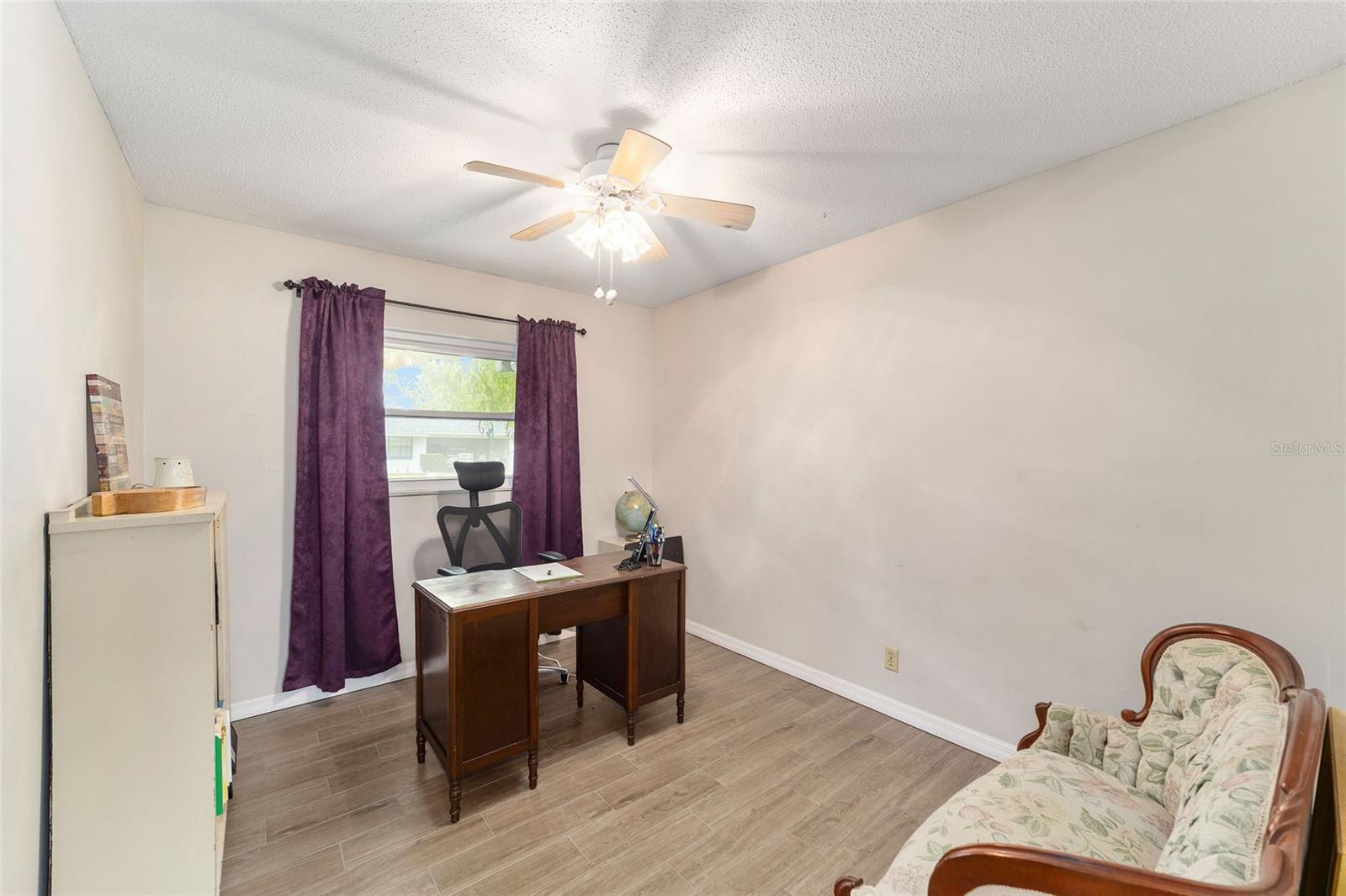 Image 25 of 39 For 2009 51st Place