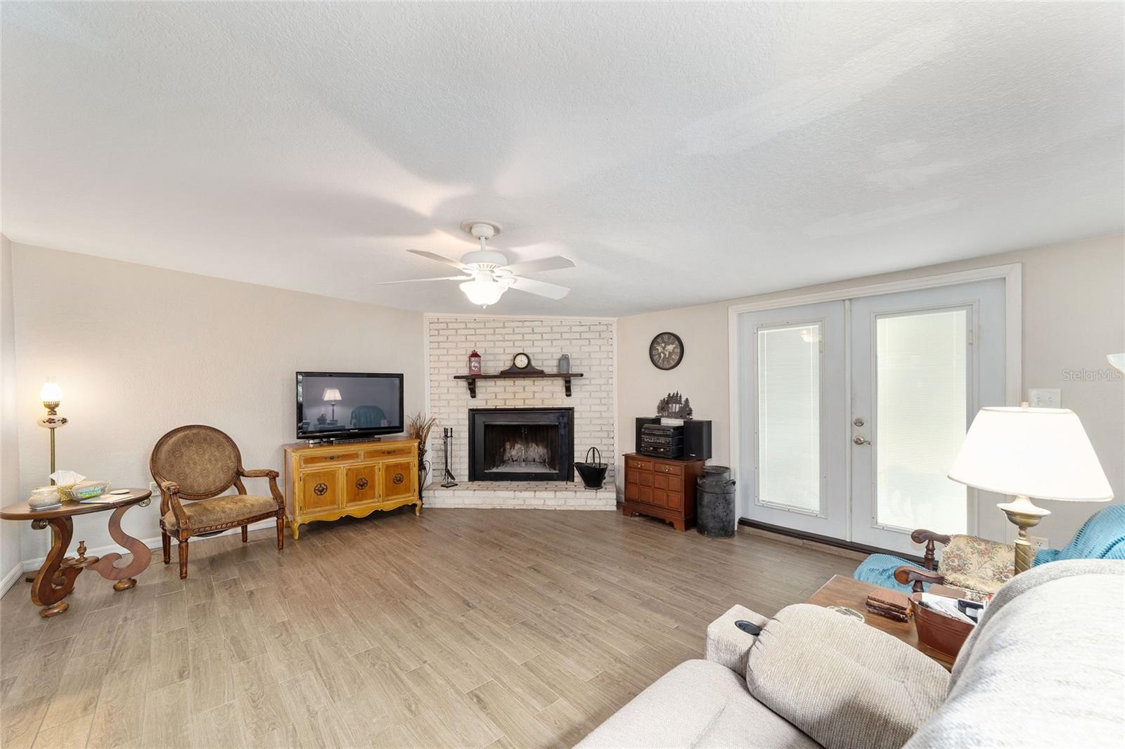 Image 29 of 39 For 2009 51st Place