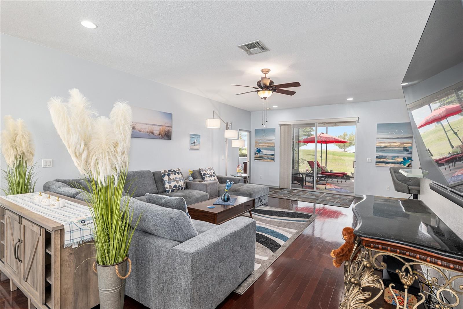 Image 12 of 65 For 9733 89th Loop