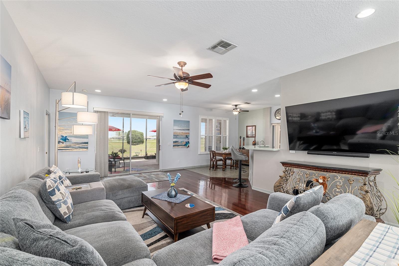 Image 14 of 65 For 9733 89th Loop