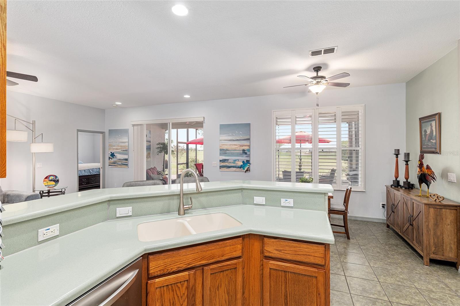 Image 25 of 65 For 9733 89th Loop