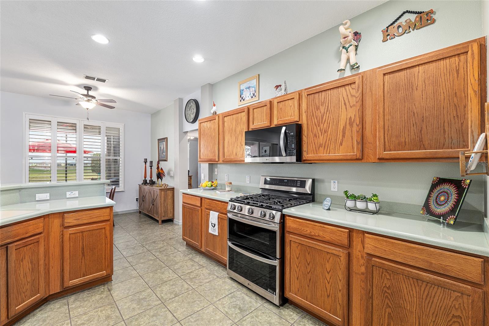 Image 28 of 65 For 9733 89th Loop