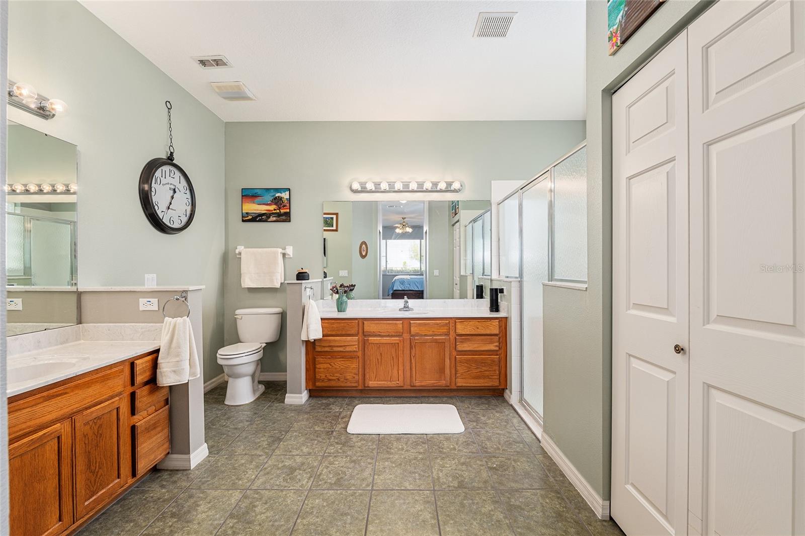 Image 34 of 65 For 9733 89th Loop