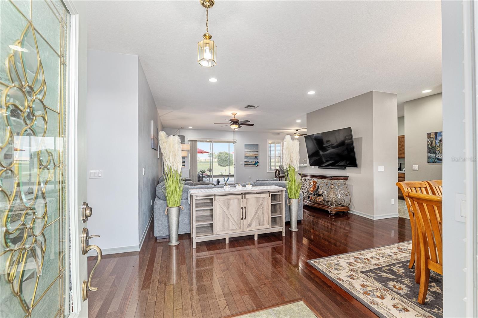 Image 5 of 65 For 9733 89th Loop