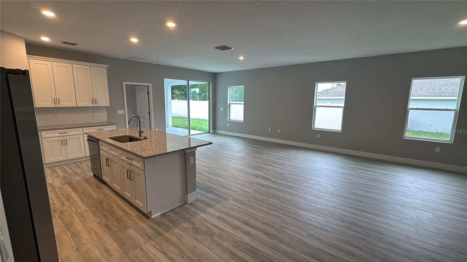 Image 7 of 22 For 9393 158th Place