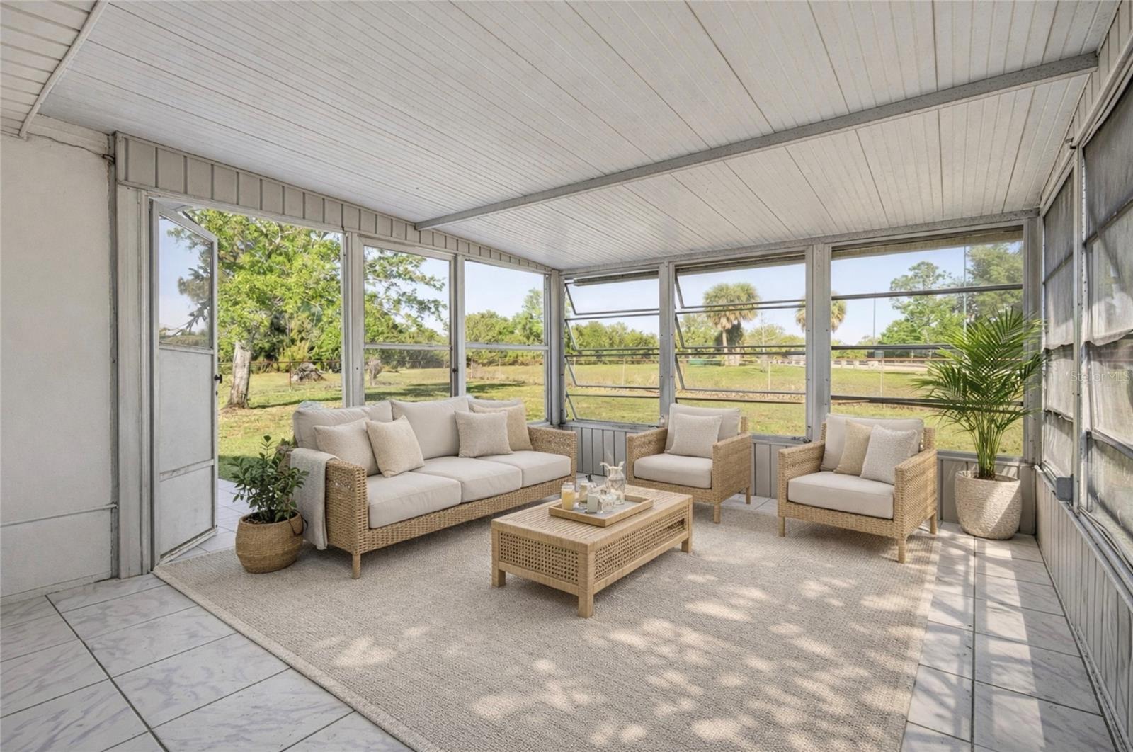 Image 13 of 28 For 5632 Espanola Avenue