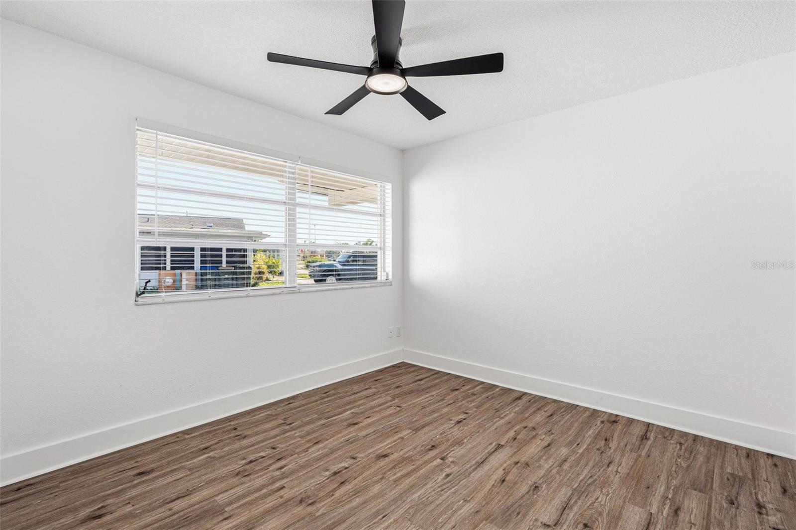 Image 20 of 28 For 5632 Espanola Avenue