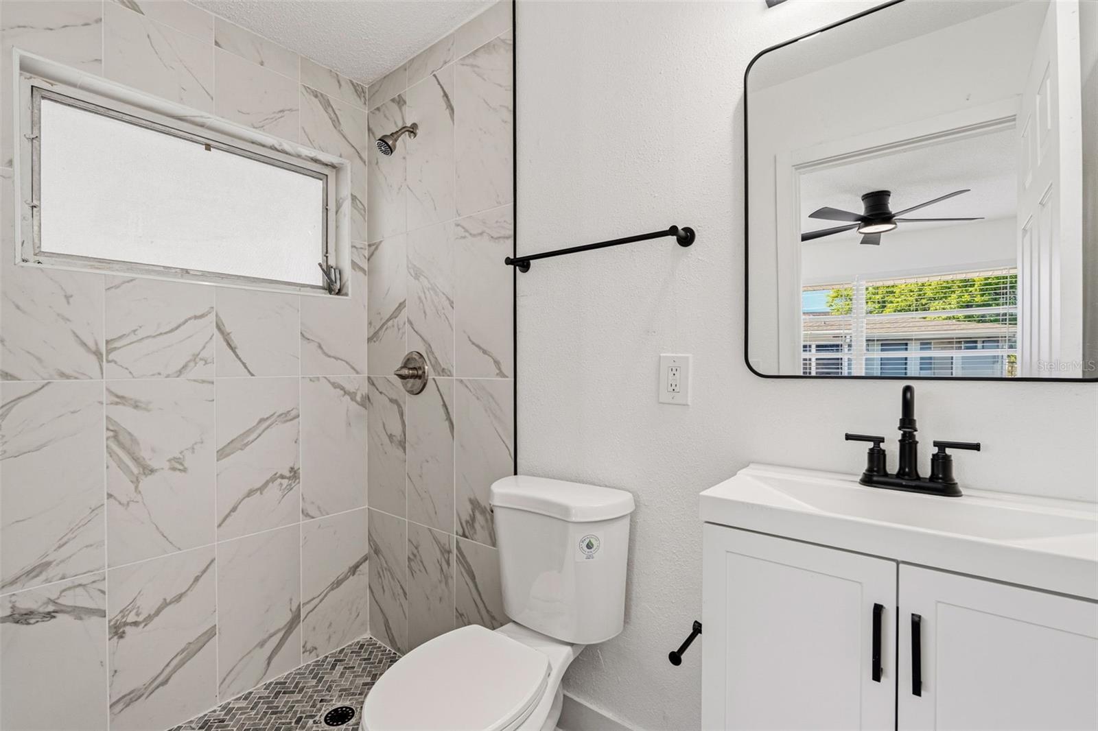 Image 22 of 28 For 5632 Espanola Avenue