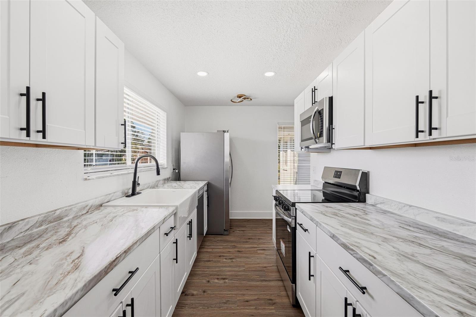 Image 7 of 28 For 5632 Espanola Avenue