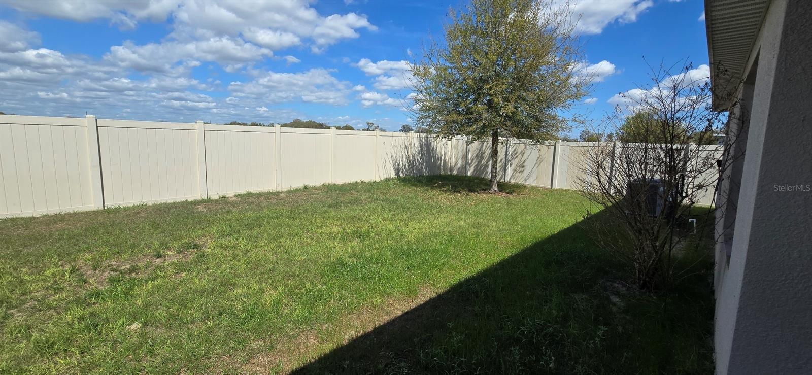 Image 3 of 18 For 8557 Triumph Circle