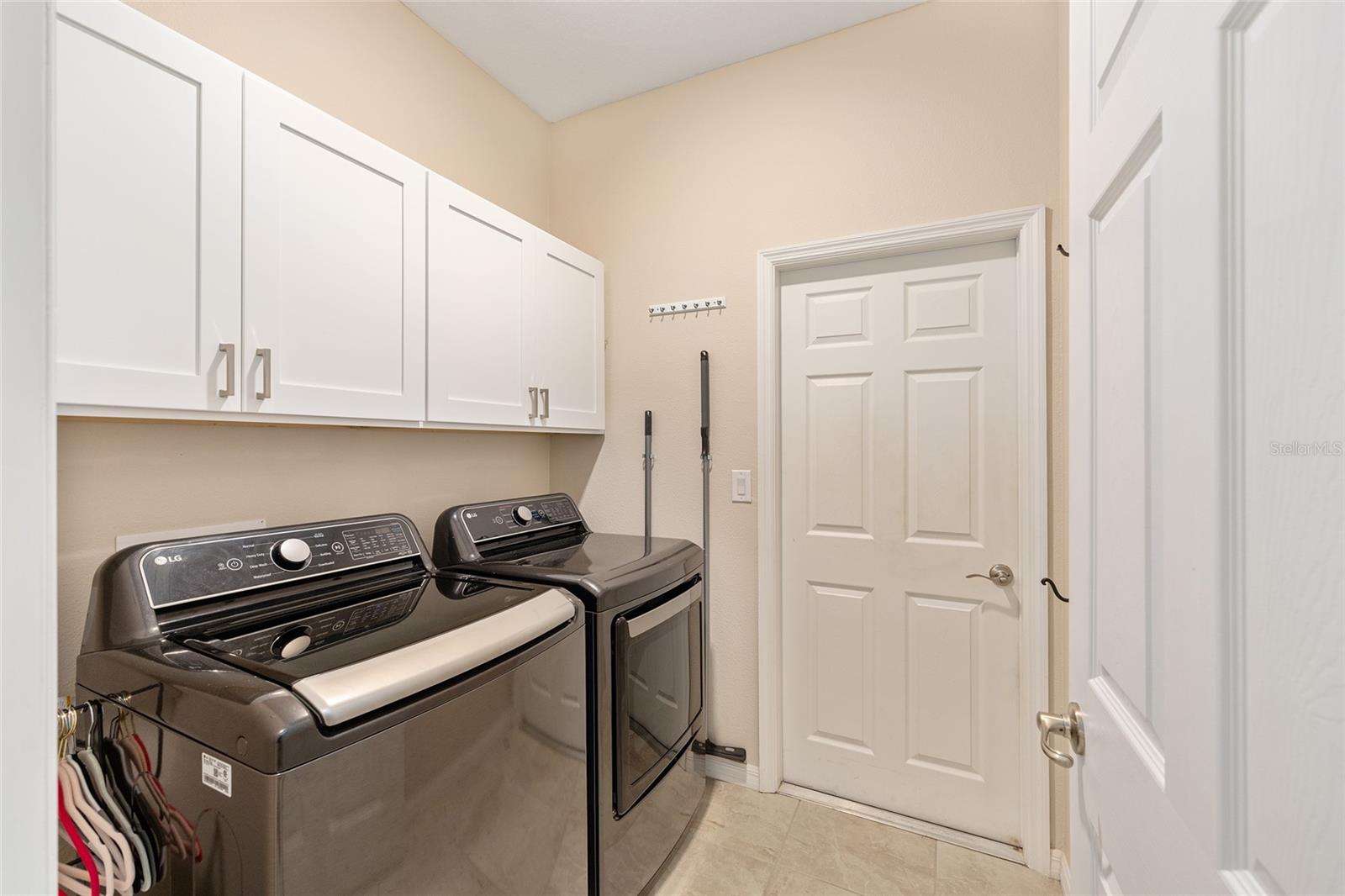 Image 31 of 51 For 8566 79th Avenue