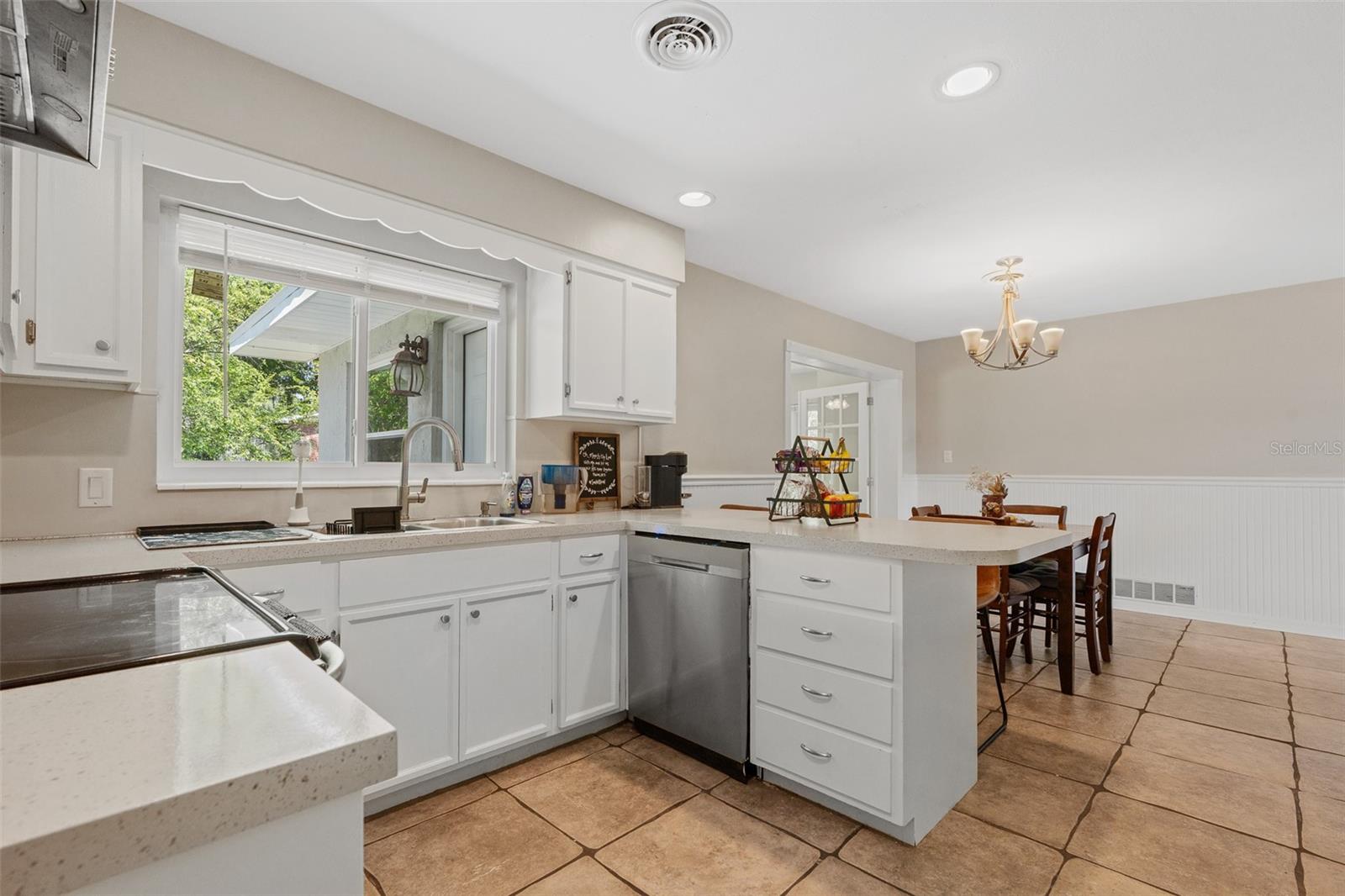 Image 10 of 31 For 6133 125th Place