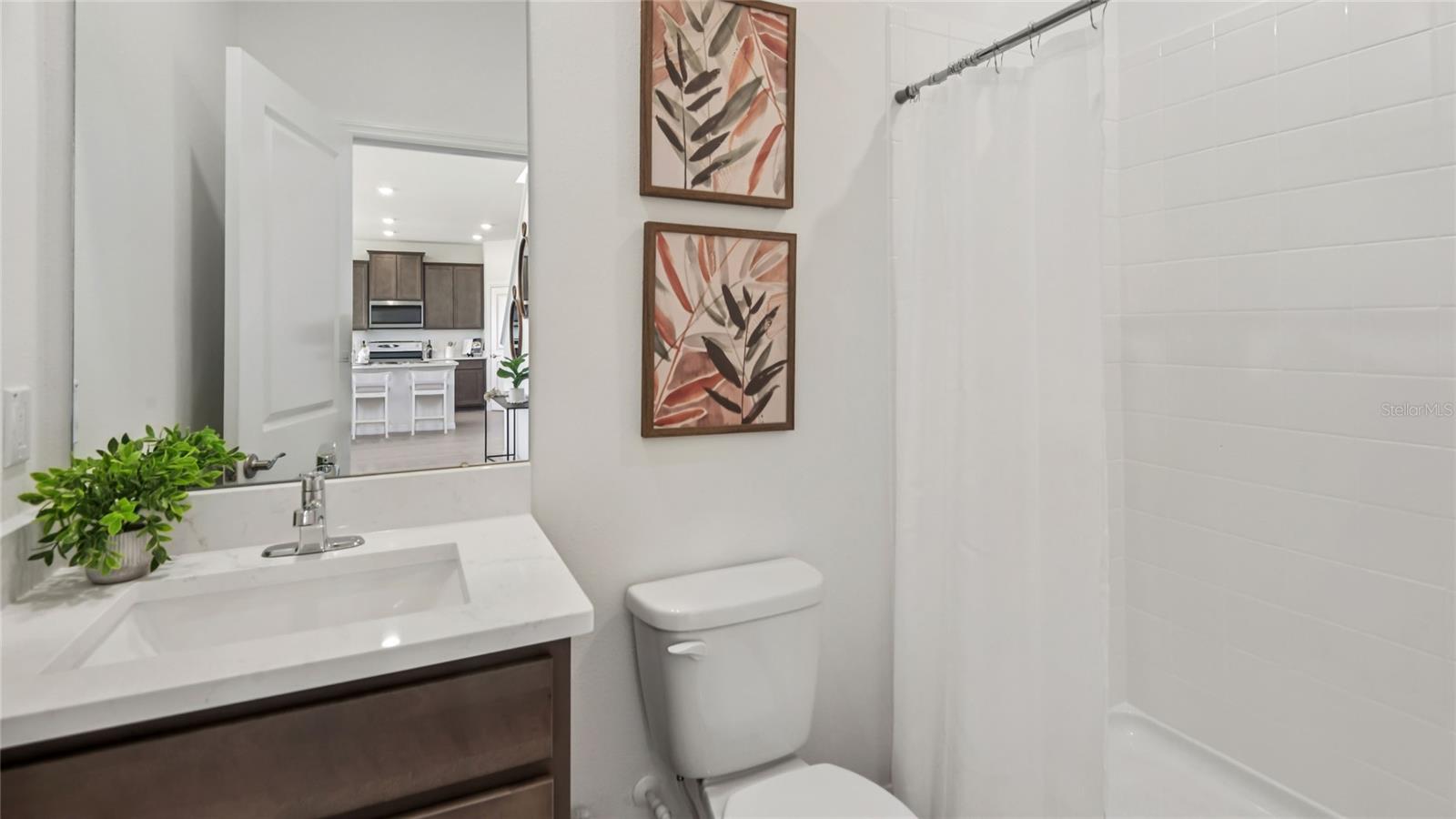 Image 14 of 41 For 11836 Memorial Drive