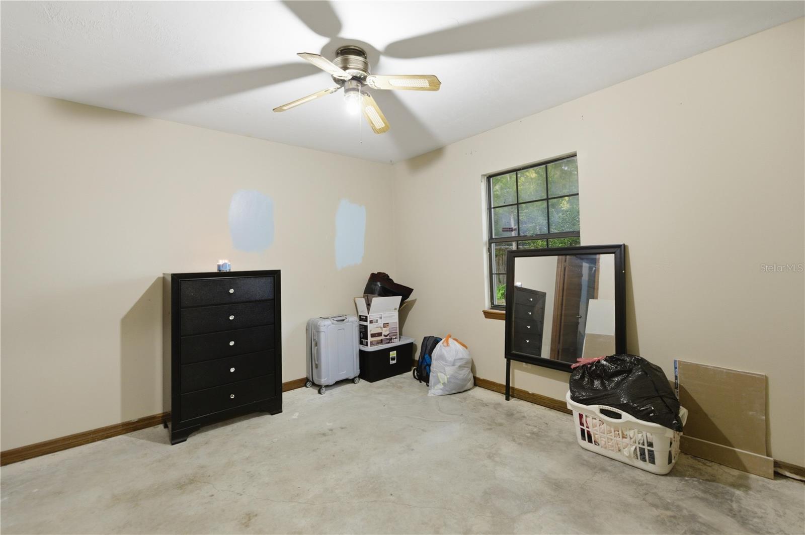 Listing photo id 10 for 3885 28th Terrace