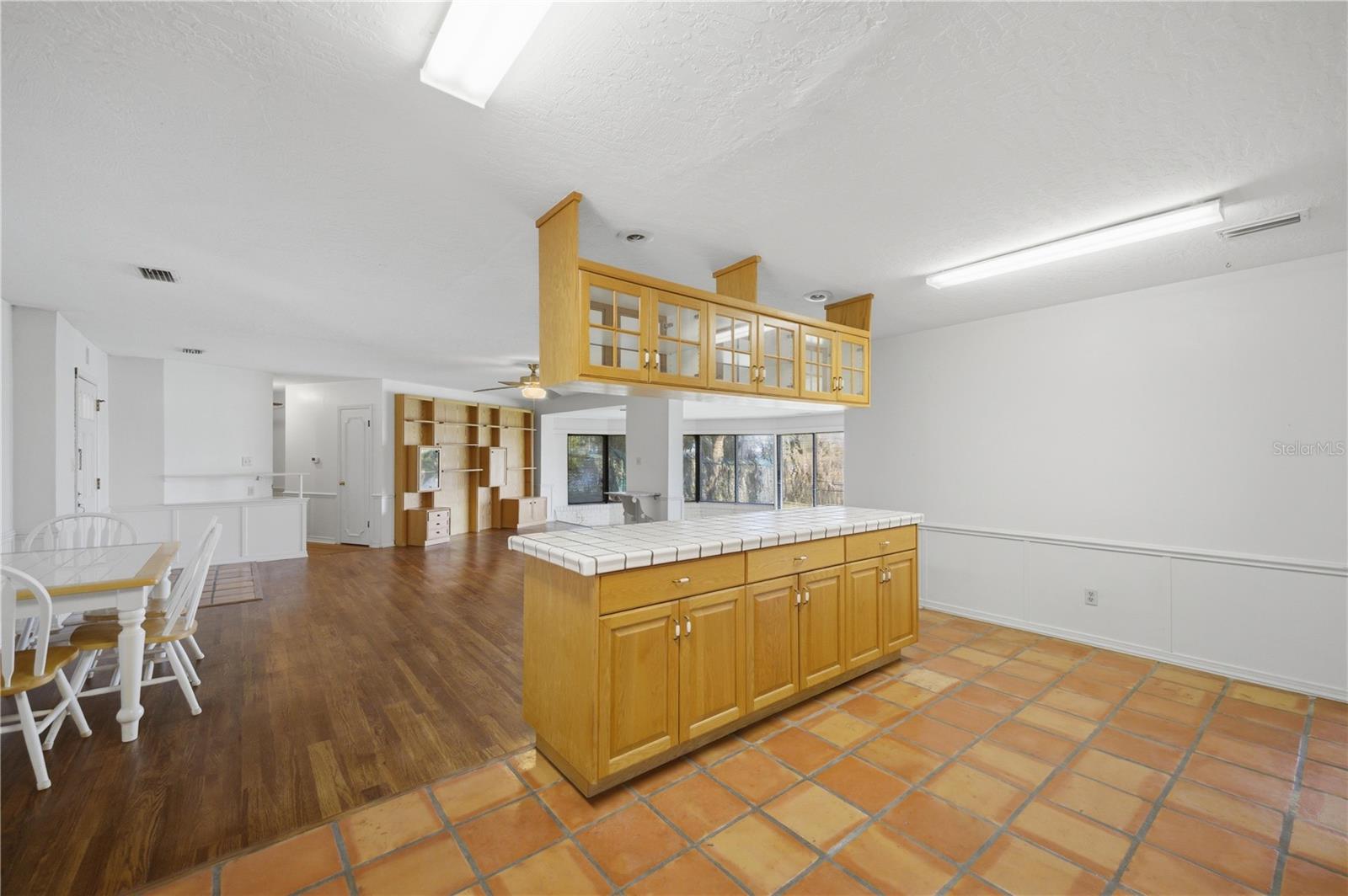 Image 11 of 42 For 21407 39th Court