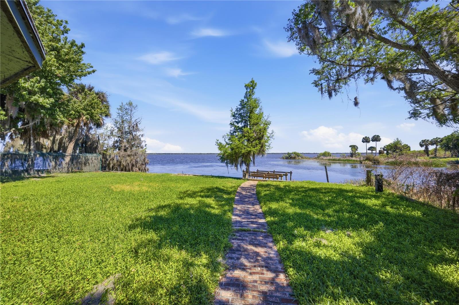 Image 33 of 42 For 21407 39th Court