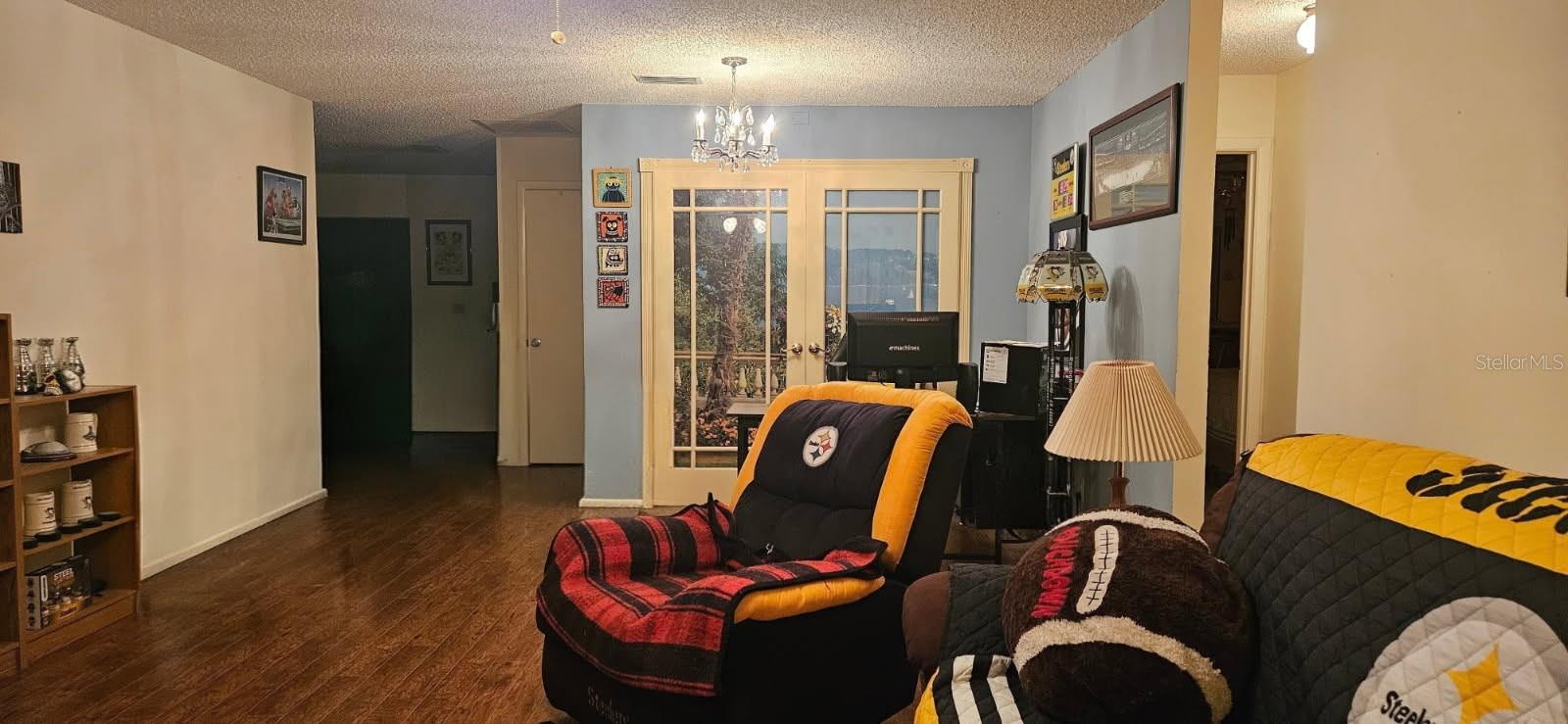 Image 6 of 13 For 8666 92nd Lane F