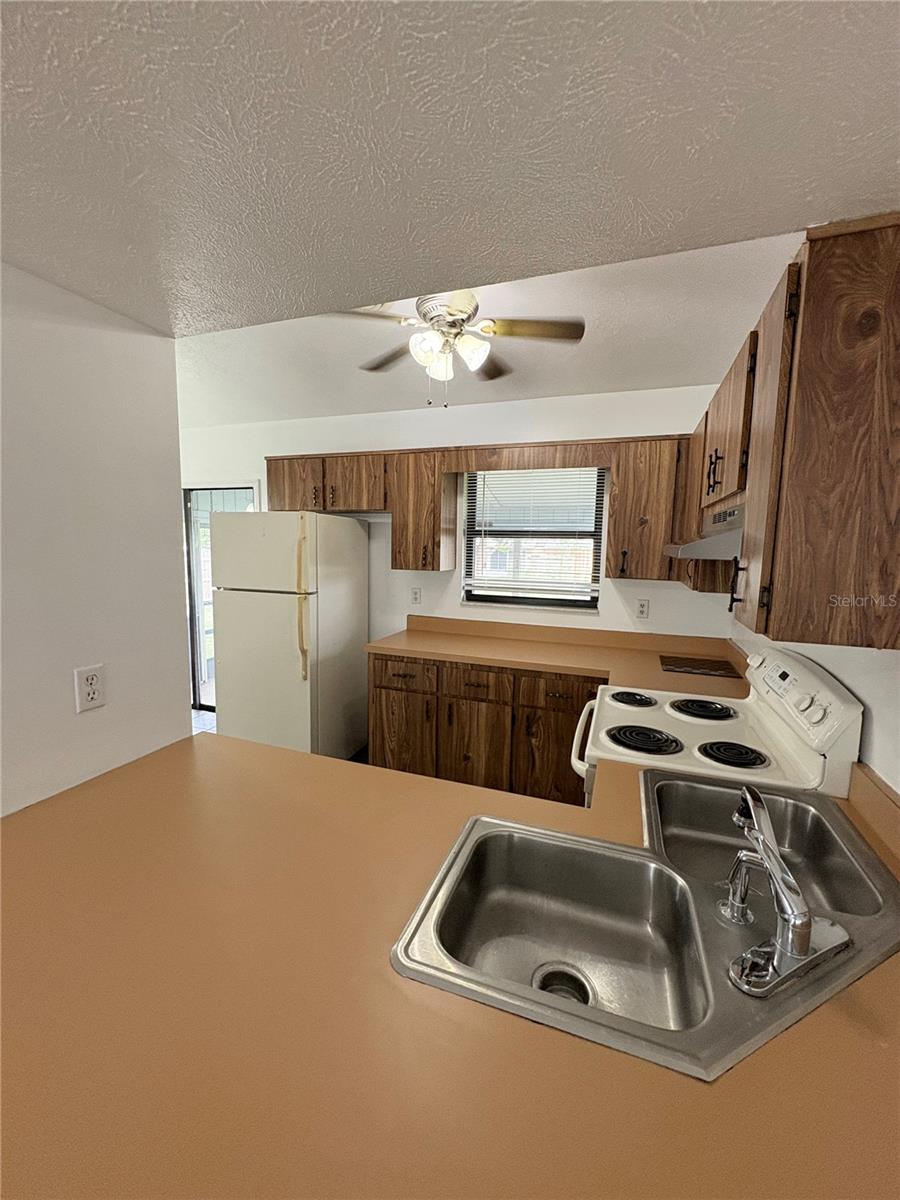 Image 7 of 26 For 49 Banyan Drive