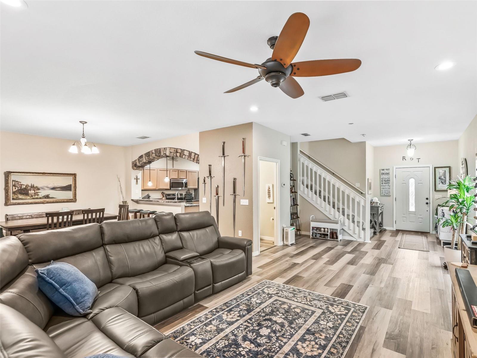 Image 7 of 28 For 4904 123rd Lane