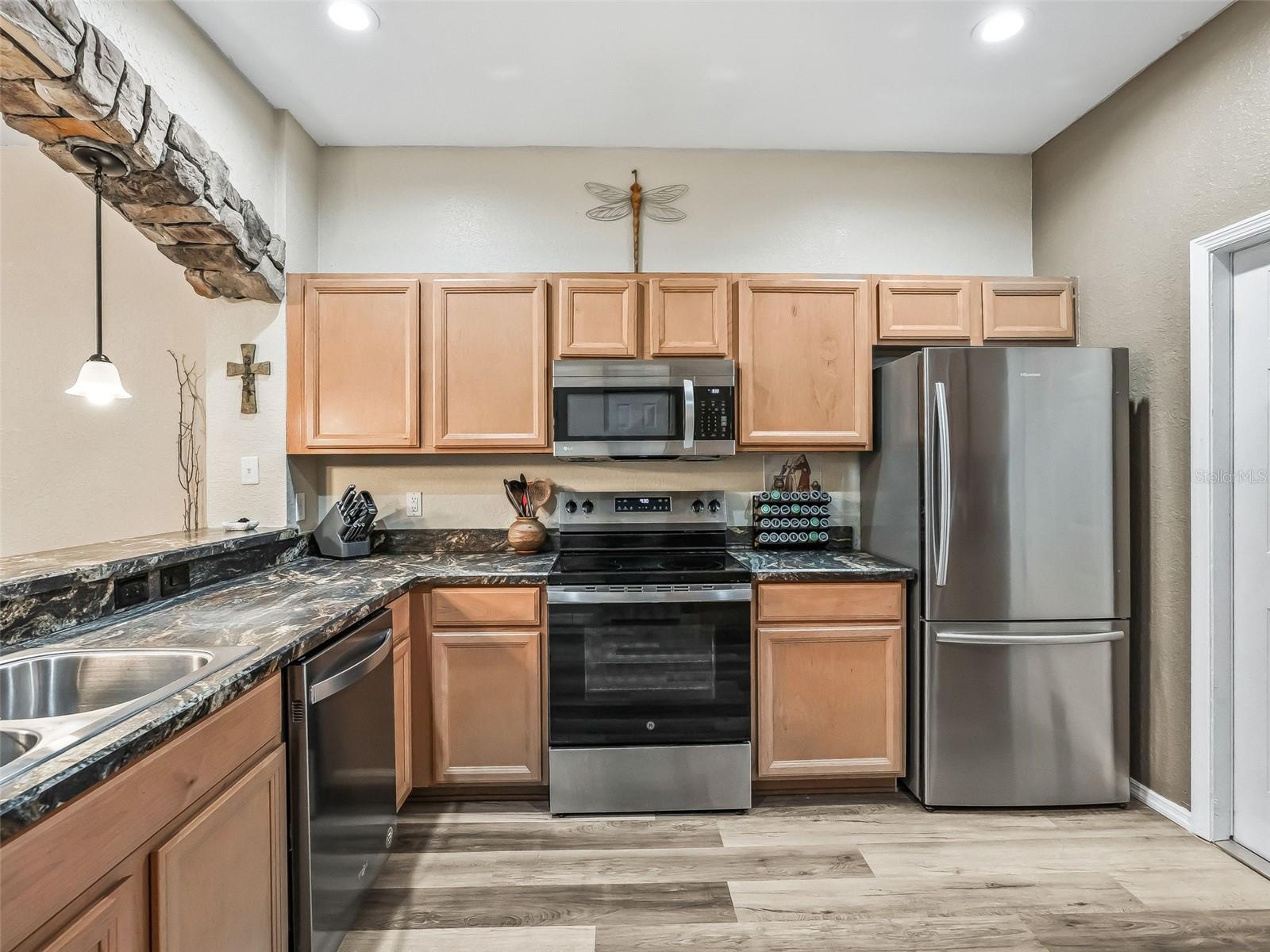 Image 9 of 28 For 4904 123rd Lane