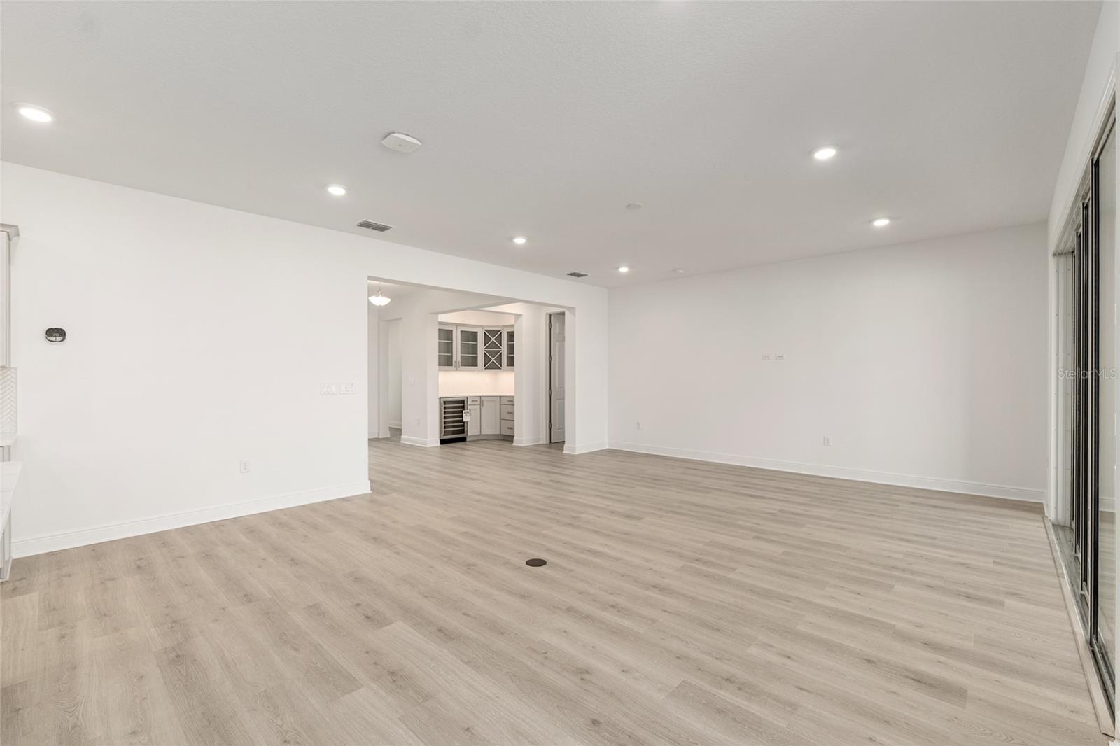 Image 18 of 61 For 10139 82nd Place Road