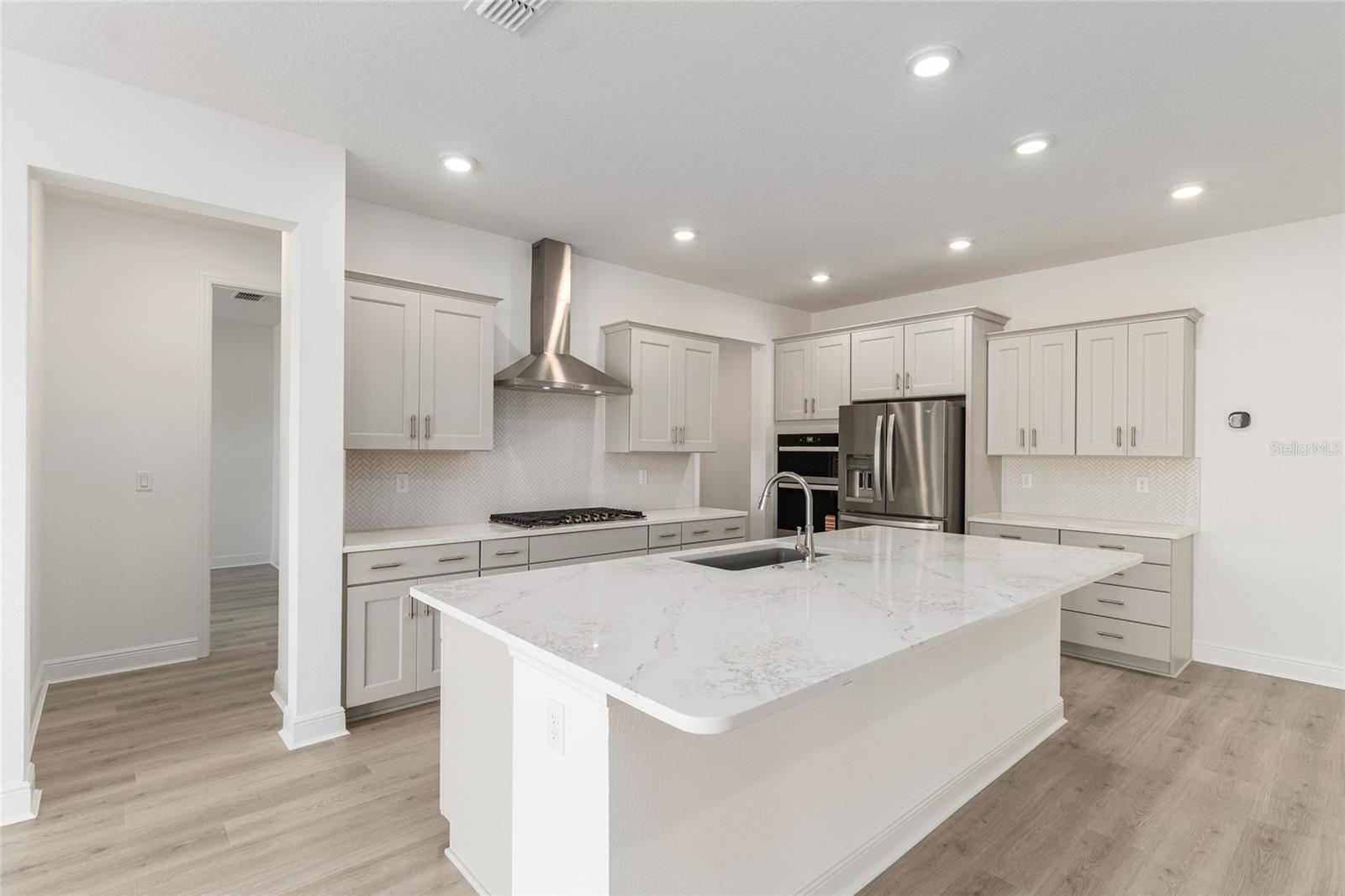 Image 23 of 61 For 10139 82nd Place Road