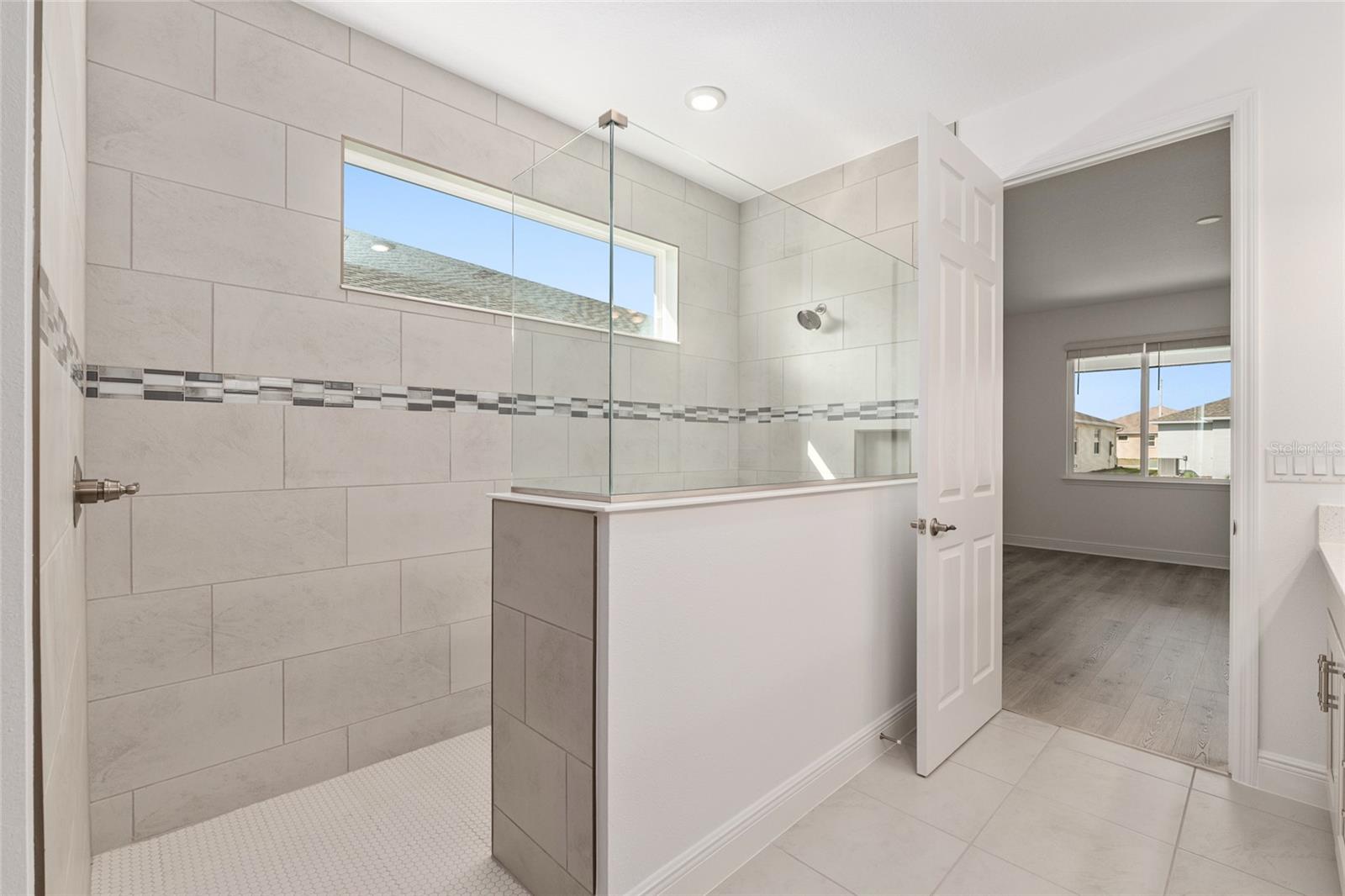 Image 37 of 61 For 10139 82nd Place Road