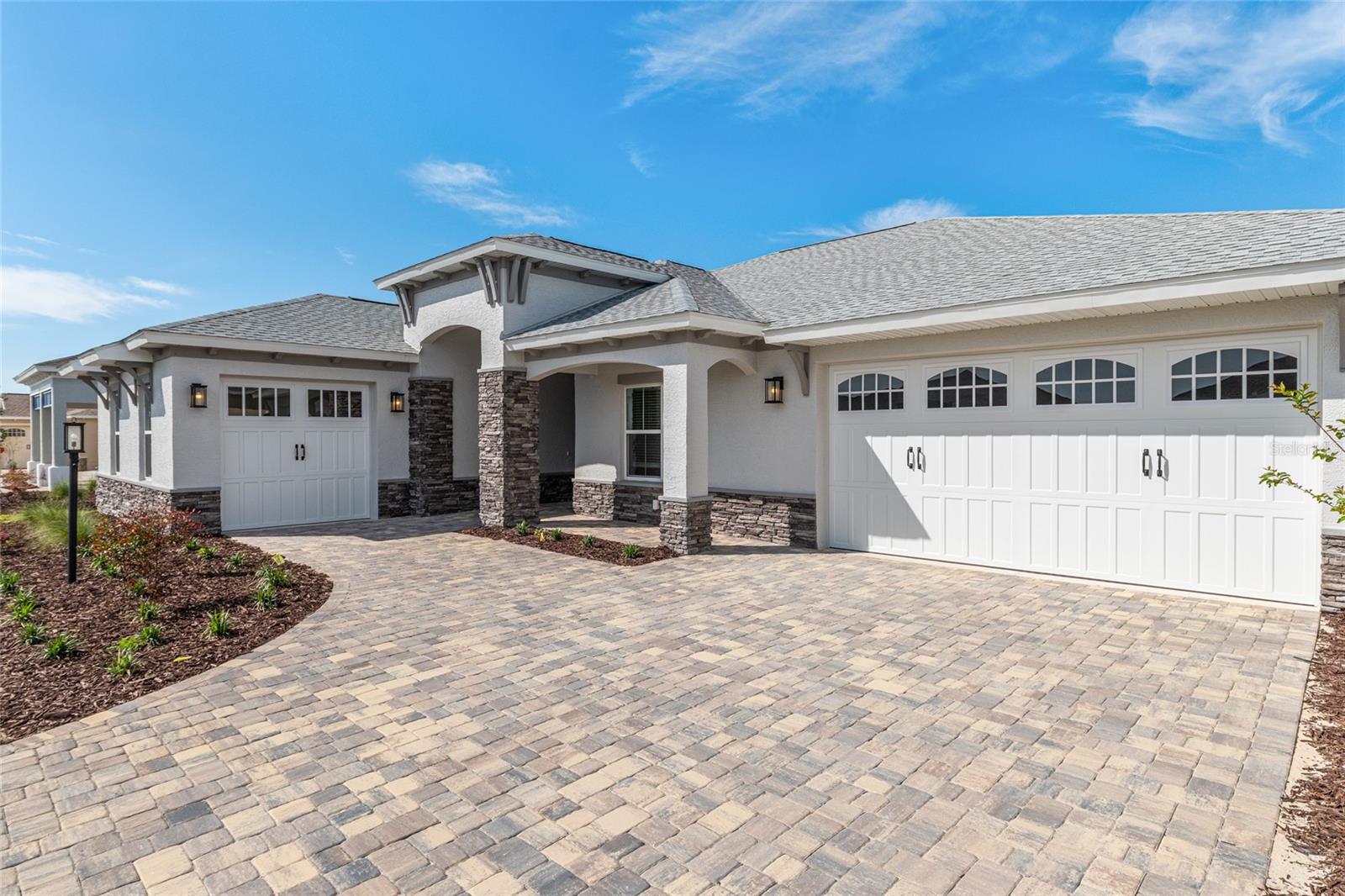 Image 6 of 61 For 10139 82nd Place Road